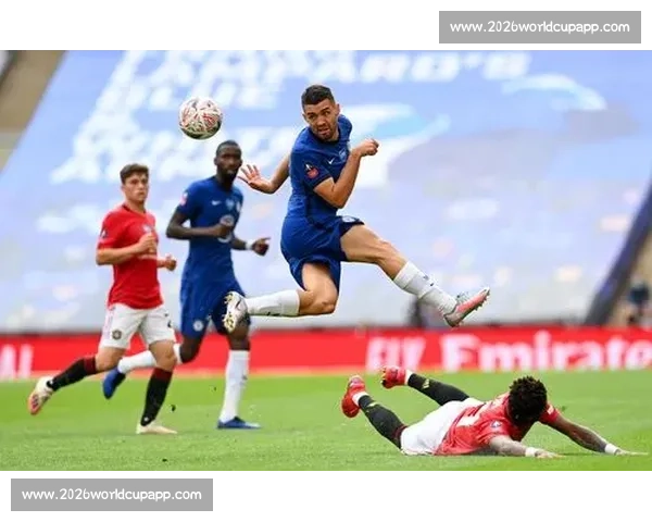 吉鲁乌龙忘带球衣门将救场，38 岁逆天神肌引爆热议